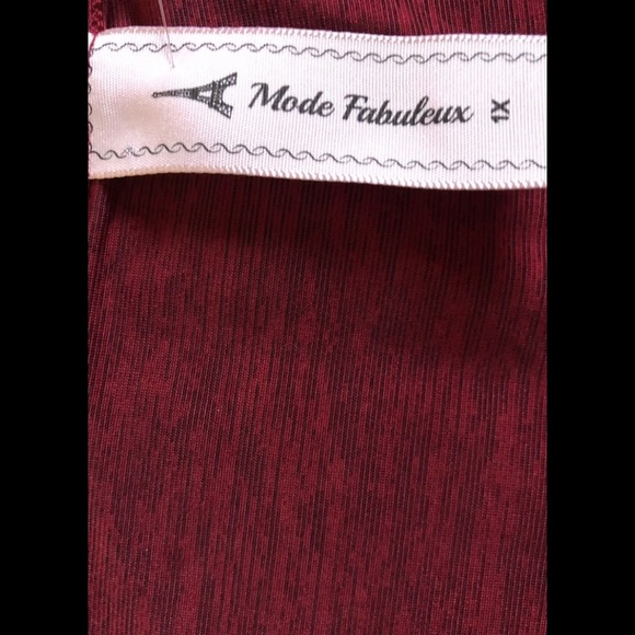 Mode Fabuleux women’s red/black beaded embellished short sleeve top Size 1X - Picture 5 of 6